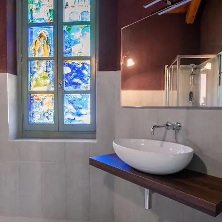 Segnavento -rooms And A Vicino Saluzzo Guest house 3*