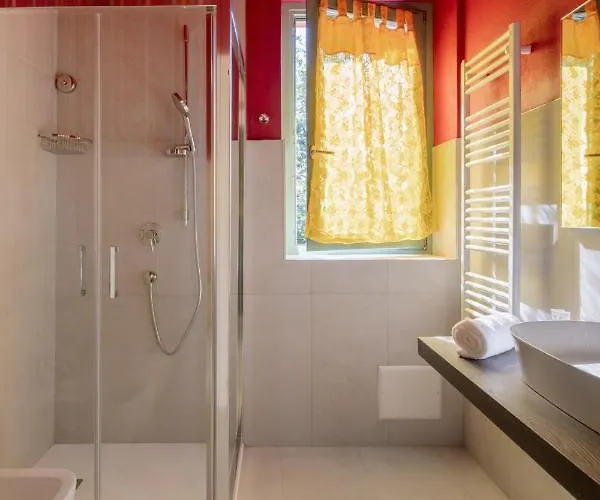 Segnavento -rooms And A Vicino Saluzzo Gasthof