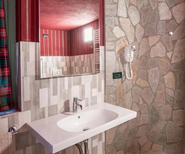 Segnavento -rooms And A Vicino Saluzzo 3*